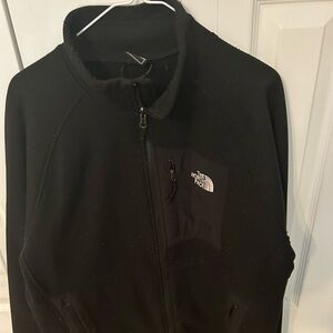 Men’s size XL North Face jacket. Soft material.